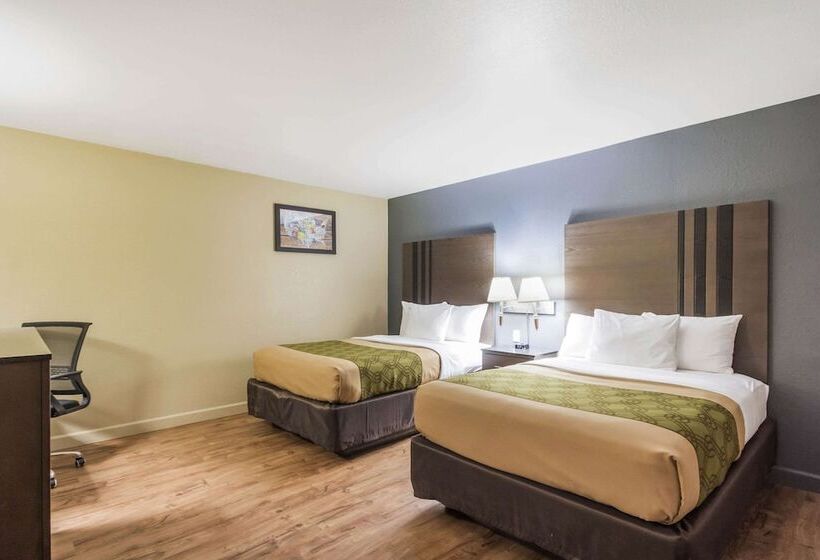 سوییت, Econo Lodge Inn & Suites I 35 At Shawnee Mission