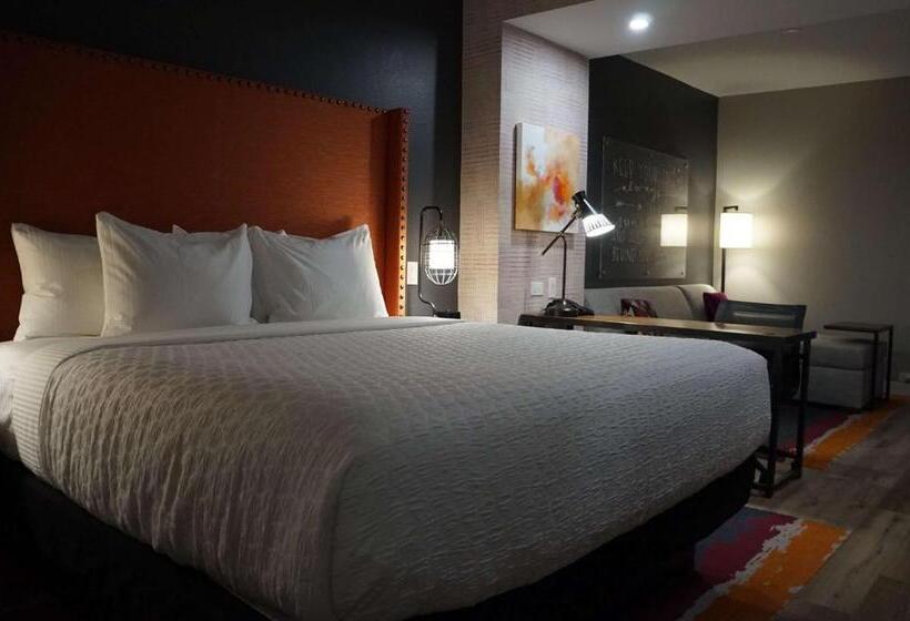 Номер Superior, La Quinta Inn & Suites By Wyndham Lewisville
