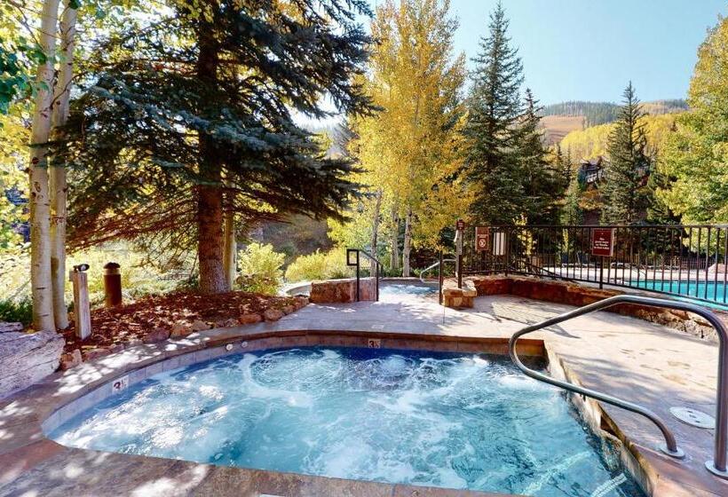 Люкс 2 Спальни, Lion Square Lodge