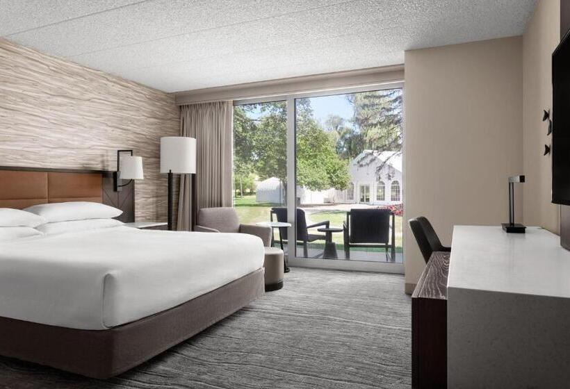 스탠다드 룸 킹사이즈 침대, Lincolnshire Marriott Resort