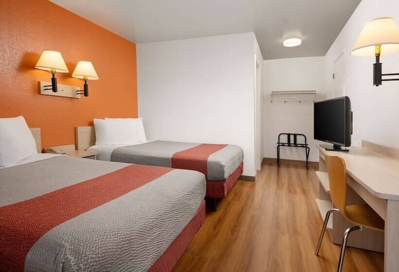 Номер Deluxe, Motel 6 San Luis Obispo, Ca  North
