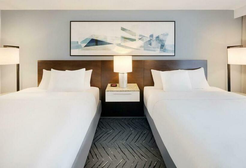 クイーンサイズベッドのスタンダードルーム, Delta Hotels By Marriott Orlando Celebration