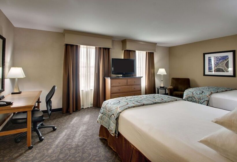 اتاق لوکس, Drury Plaza Hotel Broadview Wichita