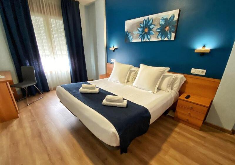 اتاق دلوکس مخصوص معلولین, Drury Plaza Hotel Broadview Wichita