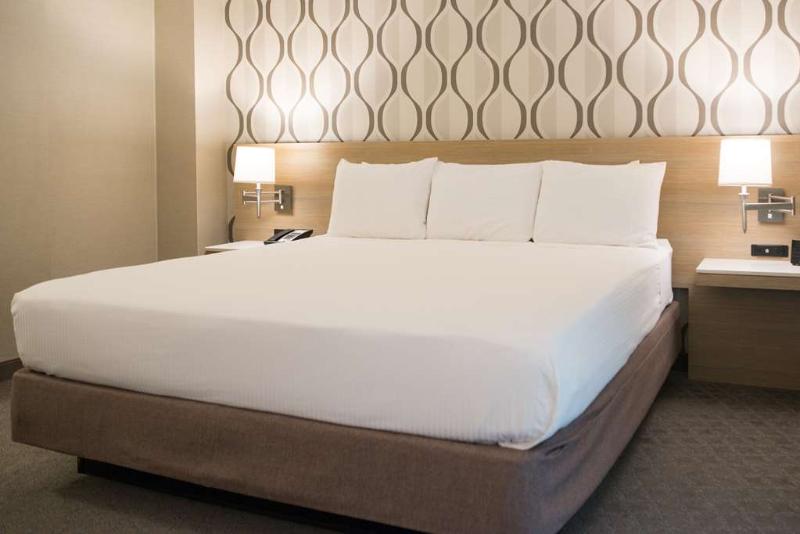 Номер Премиум, Radisson Hotel Duluth Harborview