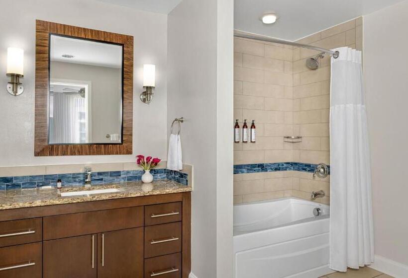וילת 3 חדרי שינה, נוף לבריכה, Marriott's Crystal Shores