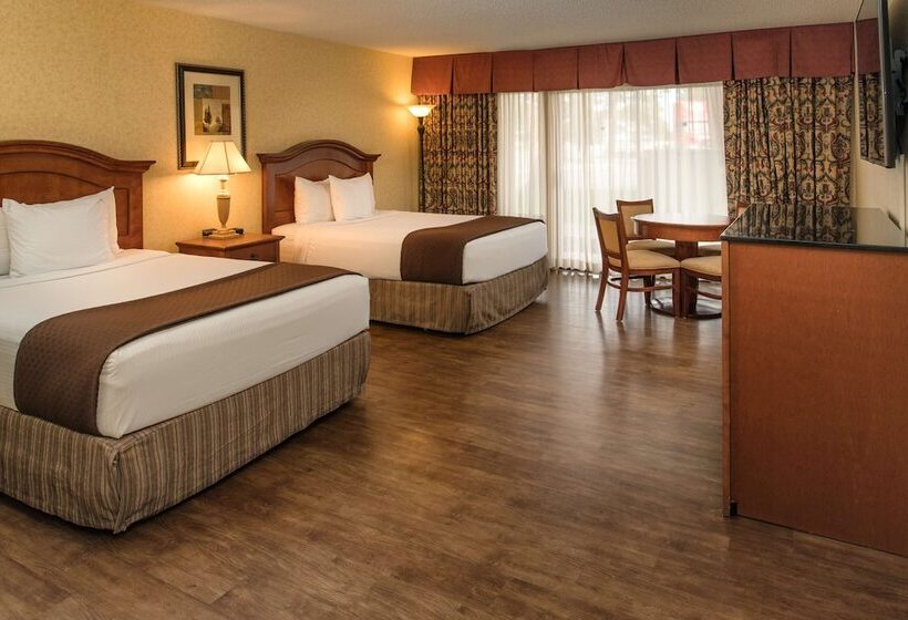 سوییت خانوادگی, Red Lion Hotel Pasco Airport & Conference Center
