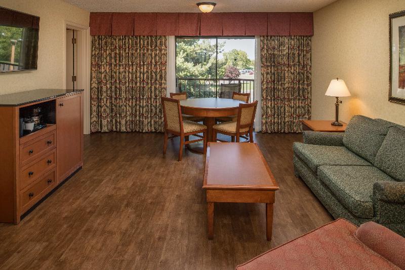 سوئیت پرزیدنت, Red Lion Hotel Pasco Airport & Conference Center