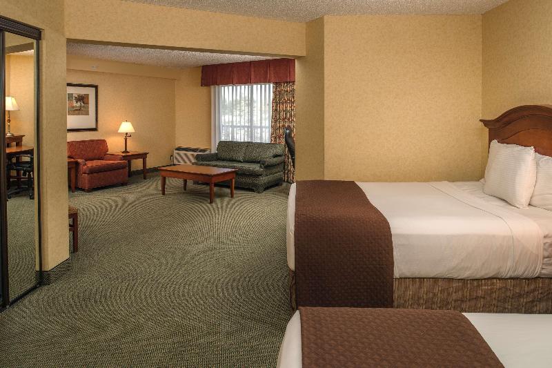 سوییت جونیور, Red Lion Hotel Pasco Airport & Conference Center