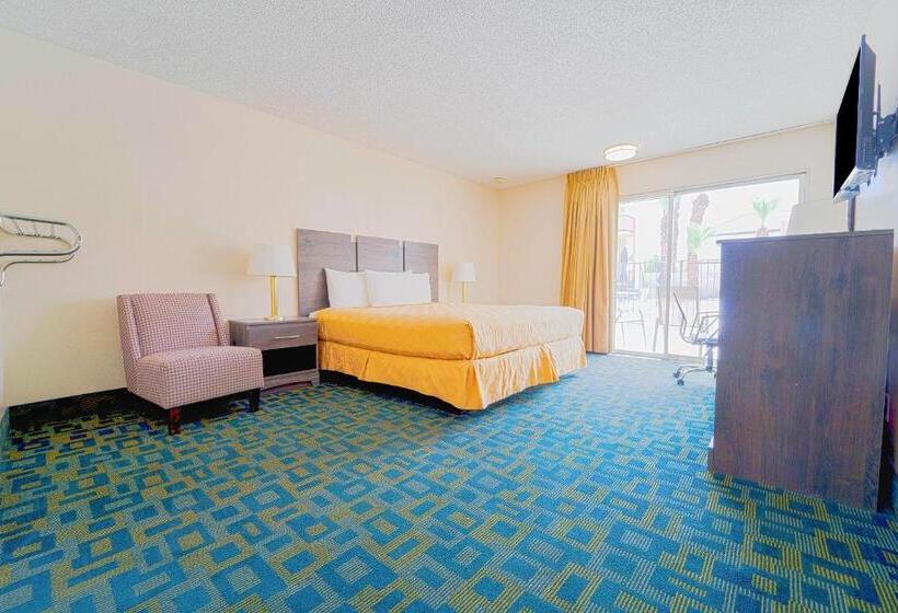 Quarto Estandar Cama King para Deficientes Físicos, Royal Plaza Inn