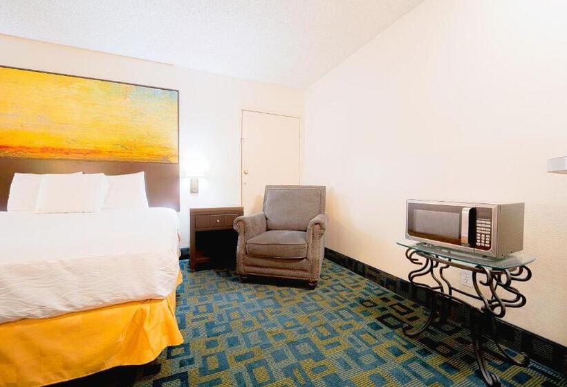 Quarto Estandar Cama King para Deficientes Físicos, Royal Plaza Inn