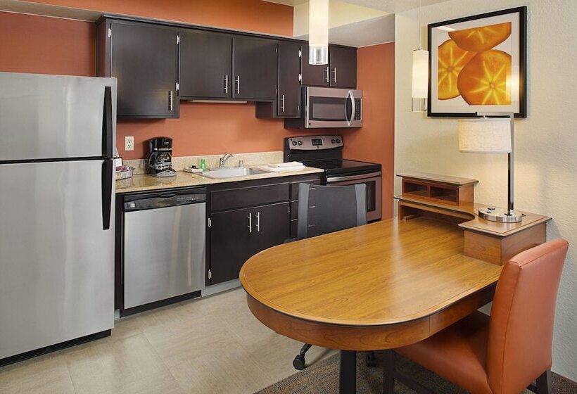 스탠다드 스튜디오, Residence Inn Sacramento Cal Expo