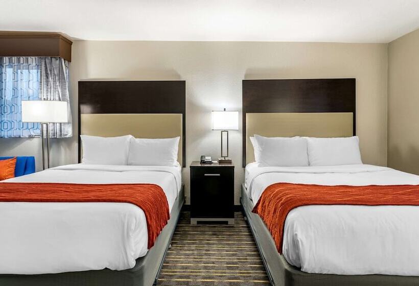 Quarto Deluxe, Comfort Inn & Suites Tigard Near Washington Square
