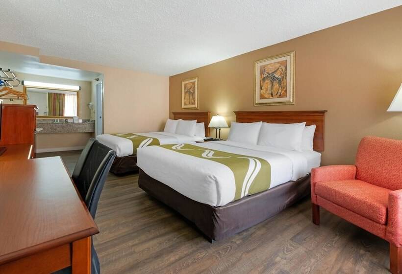 스탠다드 룸 더블 침대 2개, Quality Inn & Suites Conference Center