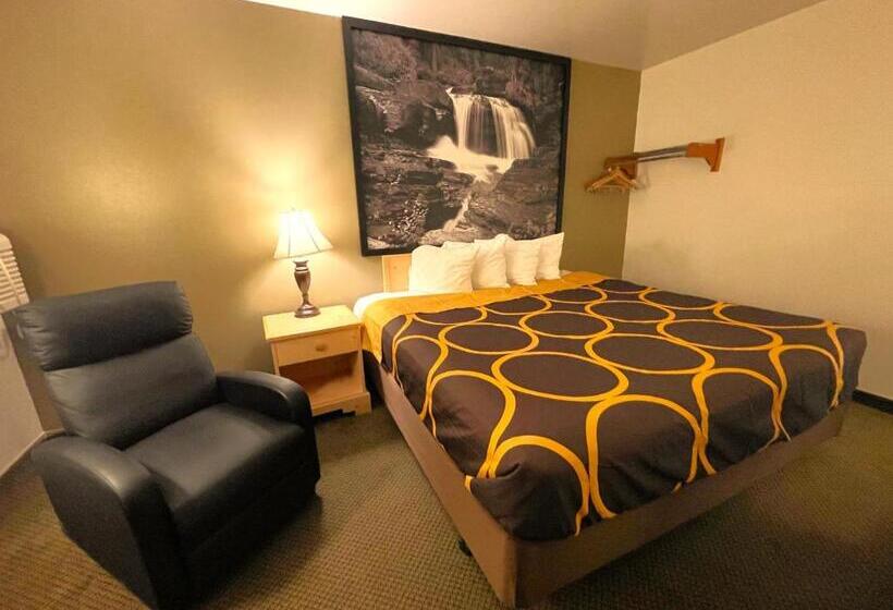 Люкс Deluxe Кровать Кинг, Fairbridge Inn & Suites Moscow   Pullman