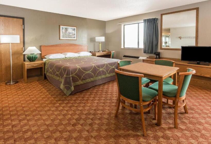 Люкс Deluxe Кровать Кинг, Super 8 By Wyndham St. Charles