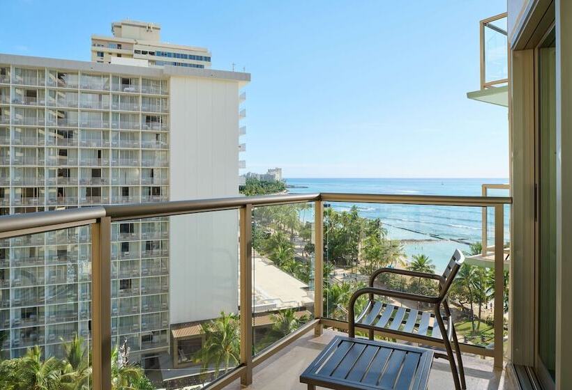 اتاق اساندارد با چشم‌انداز جانبی به دریا, Aston Waikiki Circle