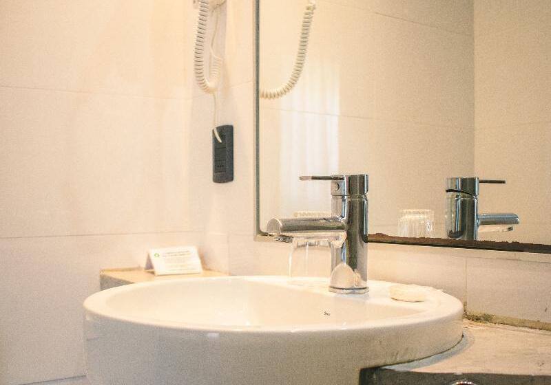 اتاق استاندارد یک نفره, Milano