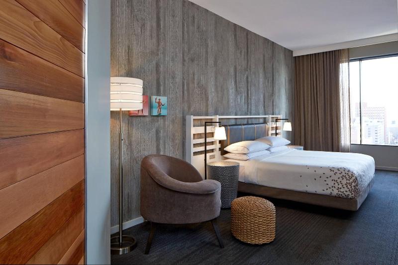Chambre Standard Lit King Size, The Worthington Renaissance Fort Worth