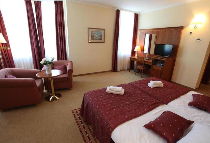 Номер Стандарт Трехместный, Boutique Hotel Korana Srakovcic