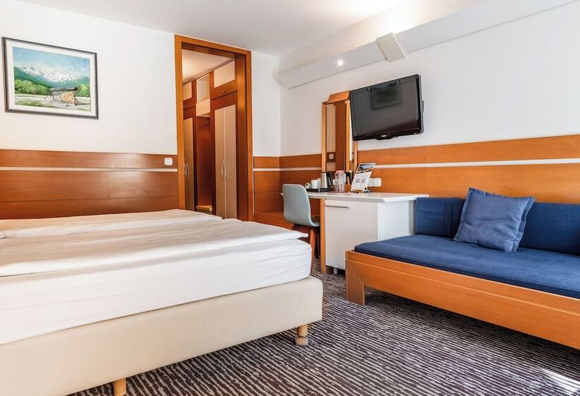 اتاق سوپریور با بالکن, Kranjska Gora