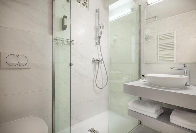 اتاق استاندارد یک نفره, Maistra Select Island Hotel Katarina