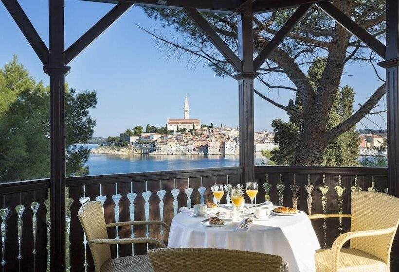سوییت لوکس, Maistra Select Island Hotel Katarina