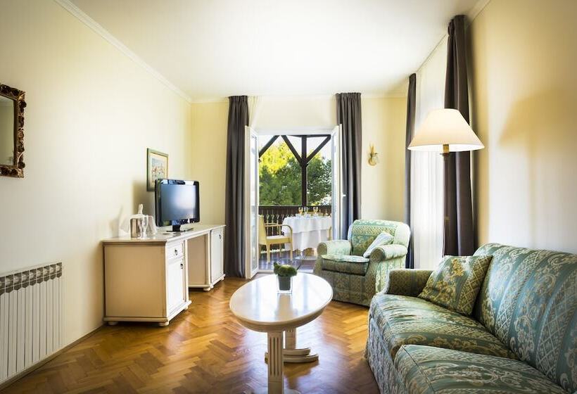 سوییت لوکس, Maistra Select Island Hotel Katarina