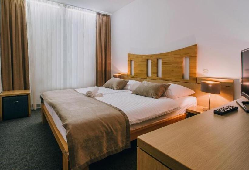 اتاق سوپریور با بالکن, Veya Hotel By Aminess