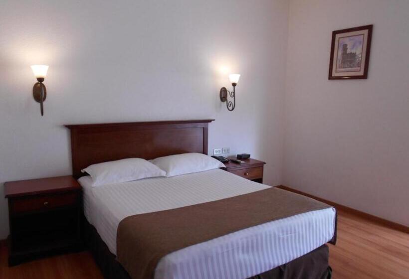 اتاق استاندارد, De Mendoza