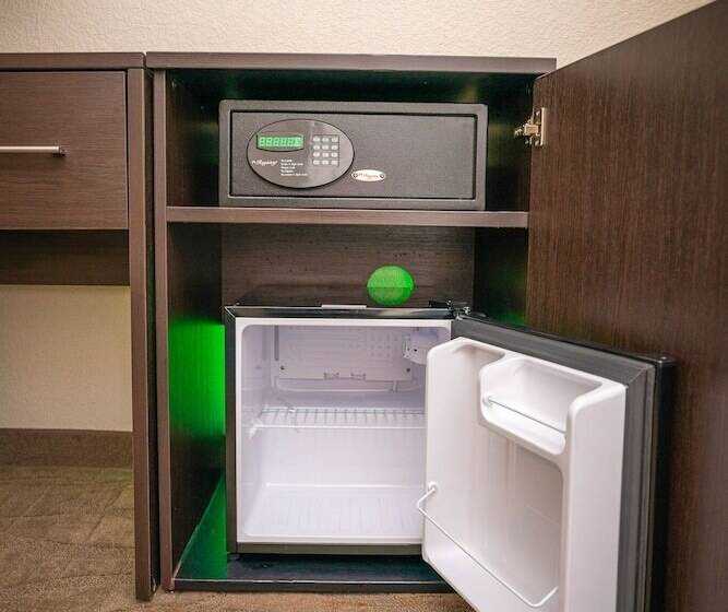 اتاق استاندارد, Holiday Inn Mayaguez & Tropical Casino, An Ihg