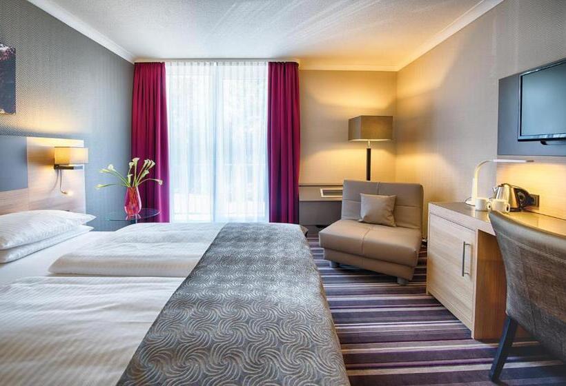 Номер Superior, Leonardo Hotel Düsseldorf Airport Ratingen