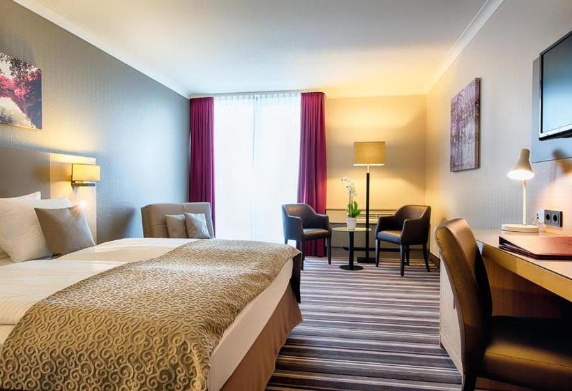 Трехместный Номер Комфорт, Leonardo Hotel Düsseldorf Airport Ratingen