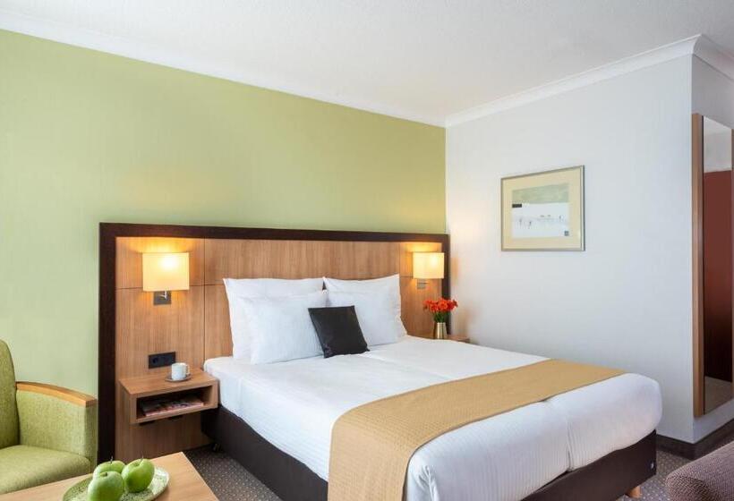 Номер Superior, Leonardo Hotel Düsseldorf Airport Ratingen