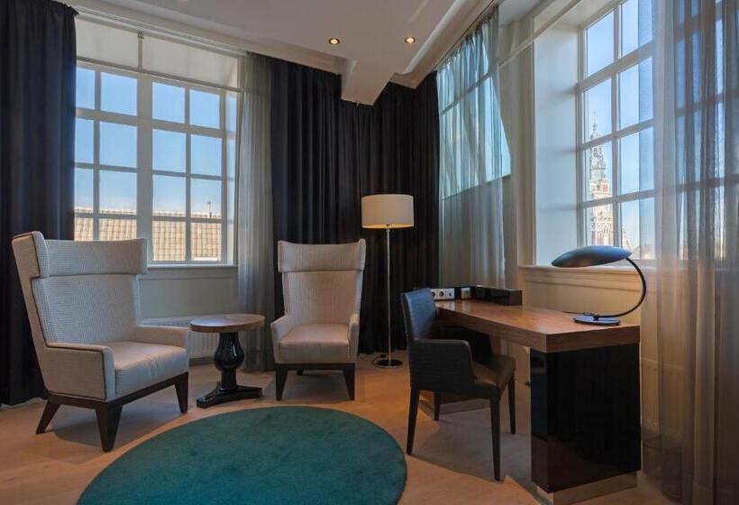 سوئیت با چشم‌انداز کانال, Radisson Blu Hotel, Amsterdam City Center