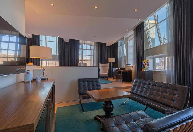 سوئیت با چشم‌انداز کانال, Radisson Blu Hotel, Amsterdam City Center