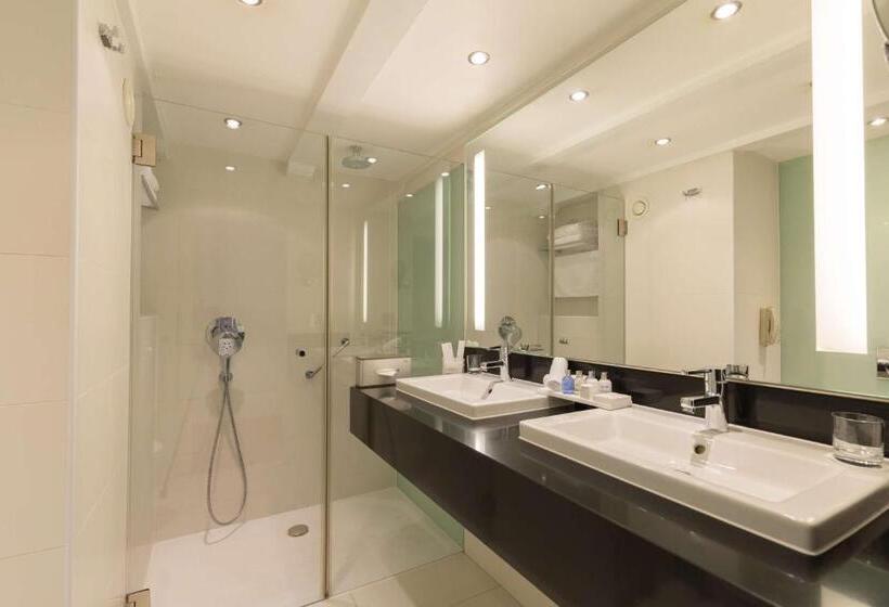 Suite with Terrace, Radisson Blu Hotel, Amsterdam City Center