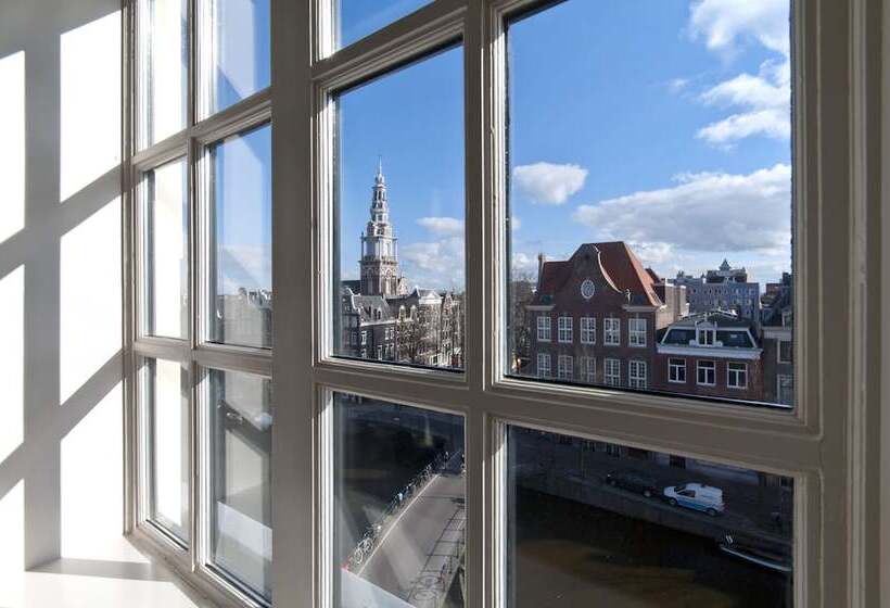 سوییت جونیور, Radisson Blu Hotel, Amsterdam City Center