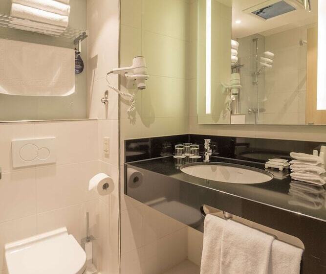 Premium room with view, Radisson Blu Hotel, Amsterdam City Center