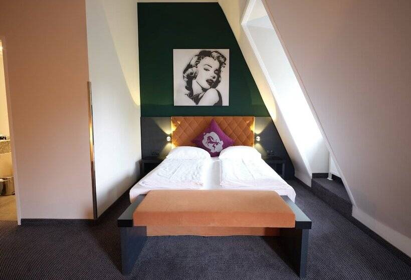 Quarto standard, Villa Carlton   Adults Only