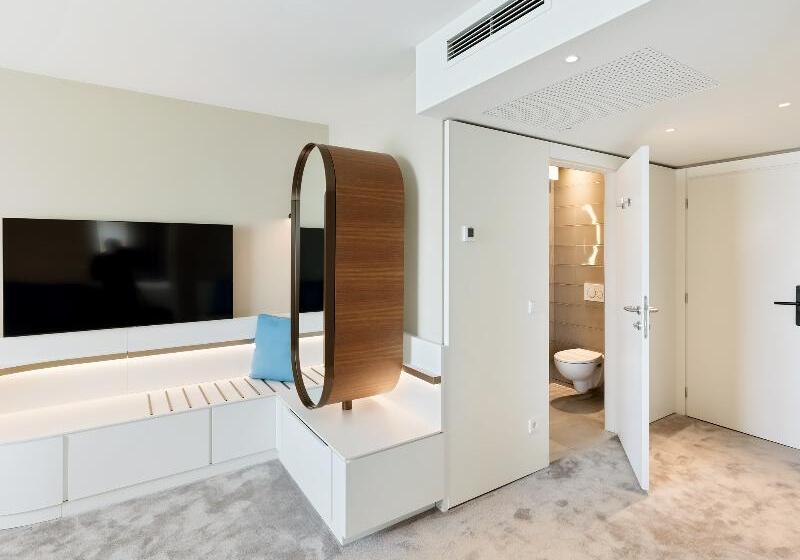 스위트, Austria Trend Hotel Bosei Wien