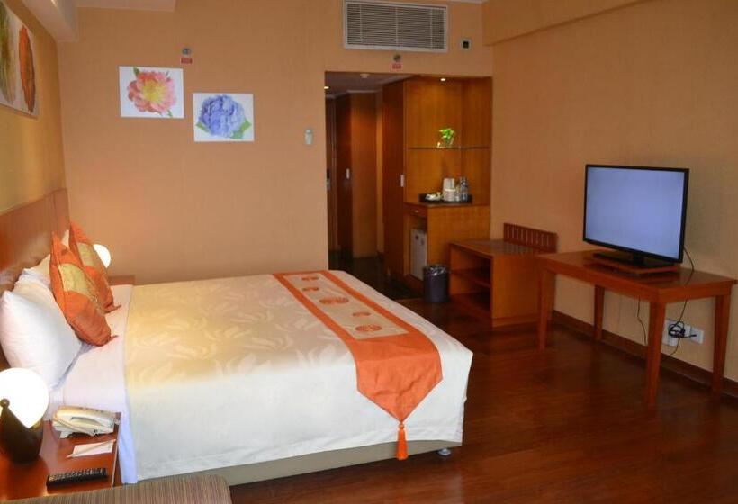 Номер Executive Кровать Кинг, Artotel Gelora Senayan Jakarta