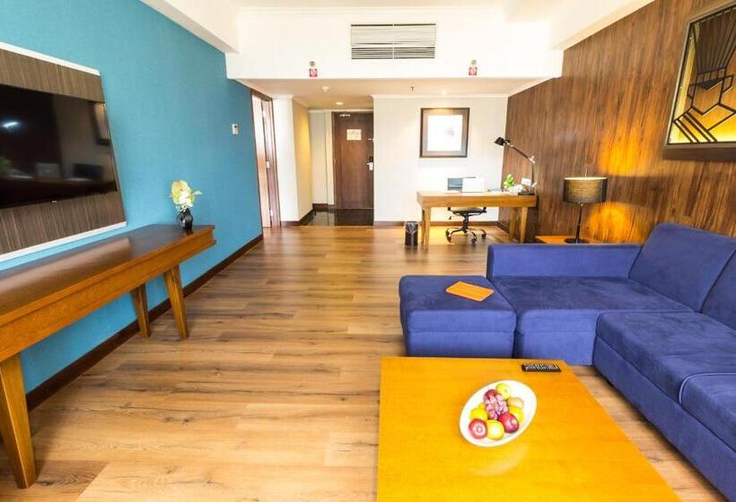 Полулюкс, Artotel Gelora Senayan Jakarta