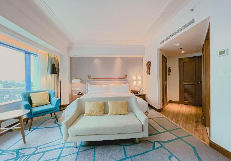 Номер Deluxe Кровать Кинг, Le Meridien Jakarta