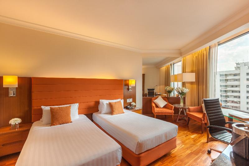 Quarto Deluxe, Rembrandt Hotel Bangkok