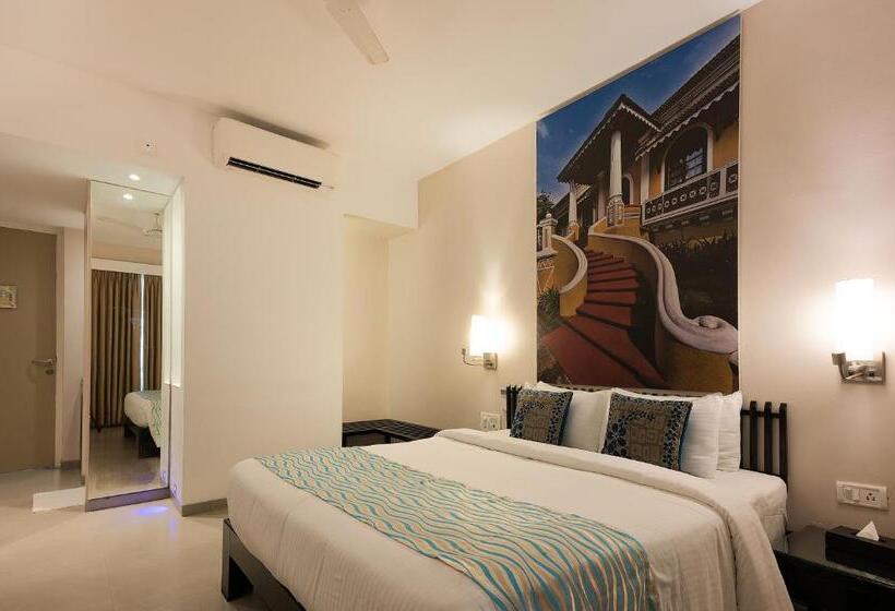 اتاق استاندارد با بالکن, Whispering Palms Beach Resort