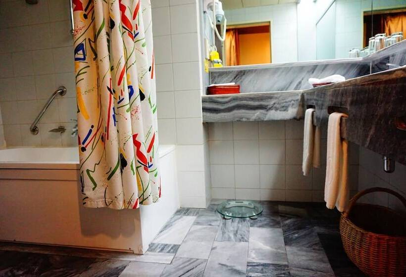 اتاق استاندارد یک نفره, Citic Hotel Beijing Airport