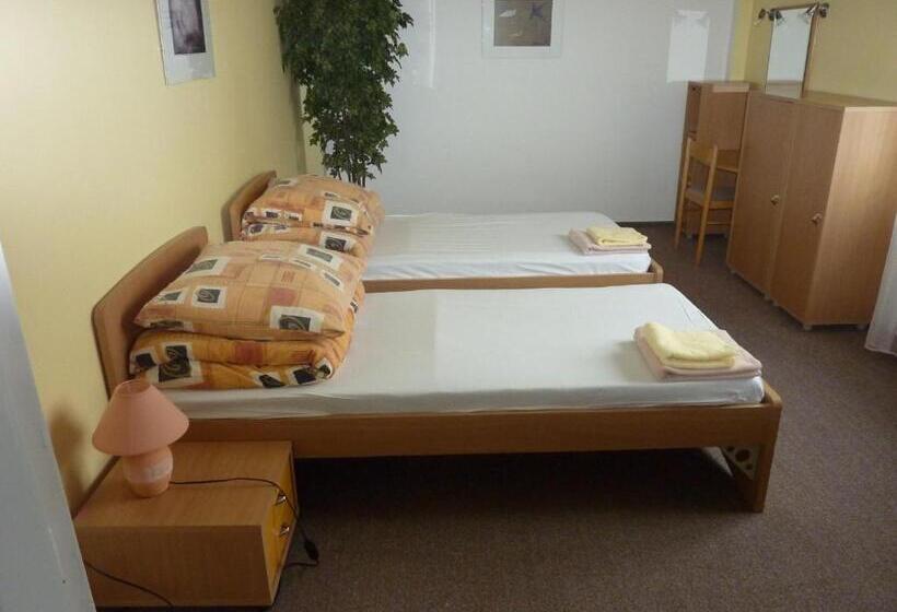 套房, Ový Dům