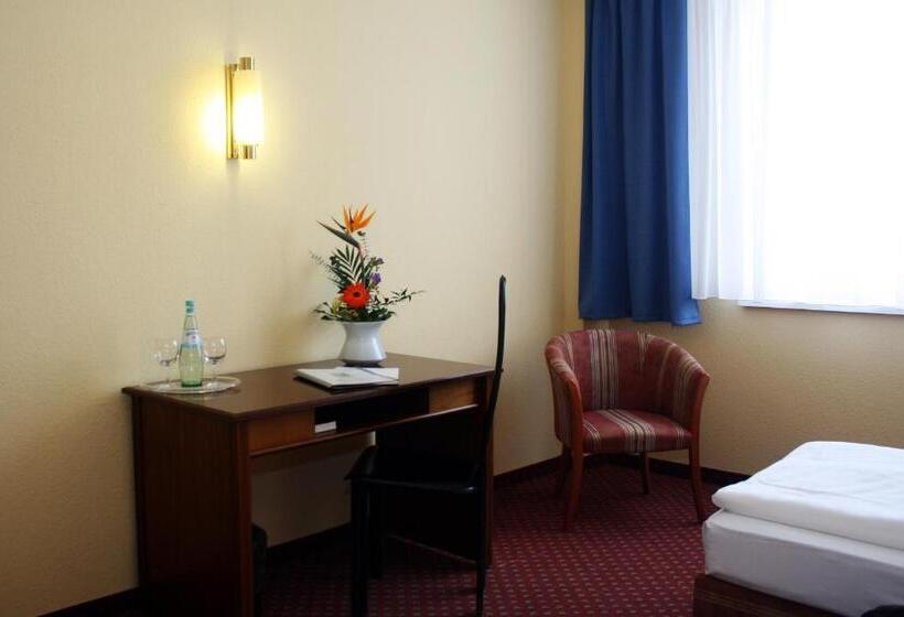 标准间, Quick Hotel Dresden West