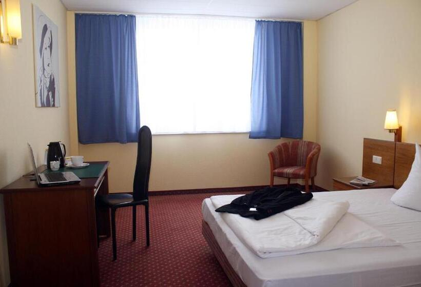 标准单人间, Quick Hotel Dresden West